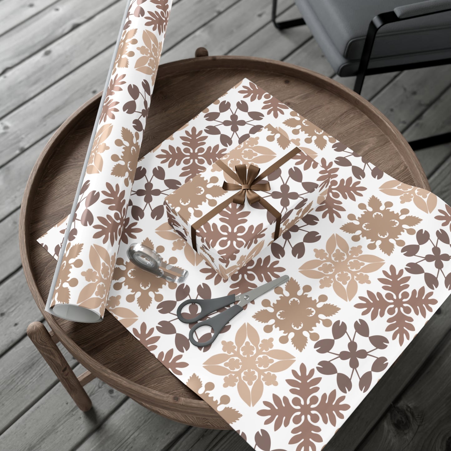 Neutral Hawaiian Quilt Gift Wrap