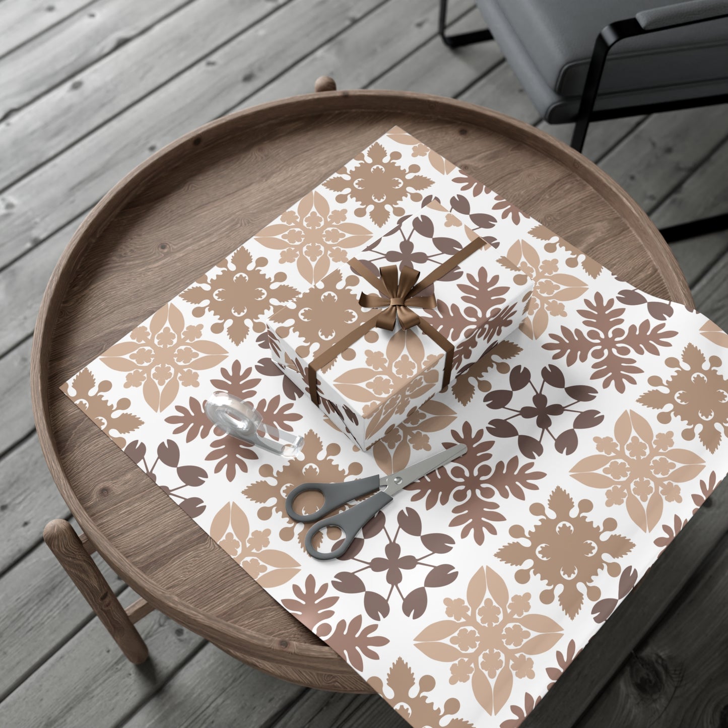 Neutral Hawaiian Quilt Gift Wrap