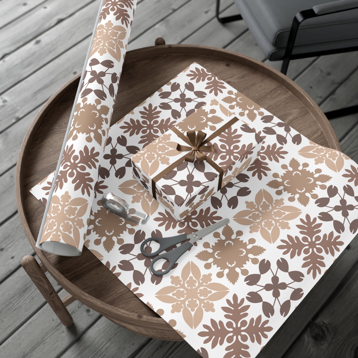Neutral Hawaiian Quilt Gift Wrap