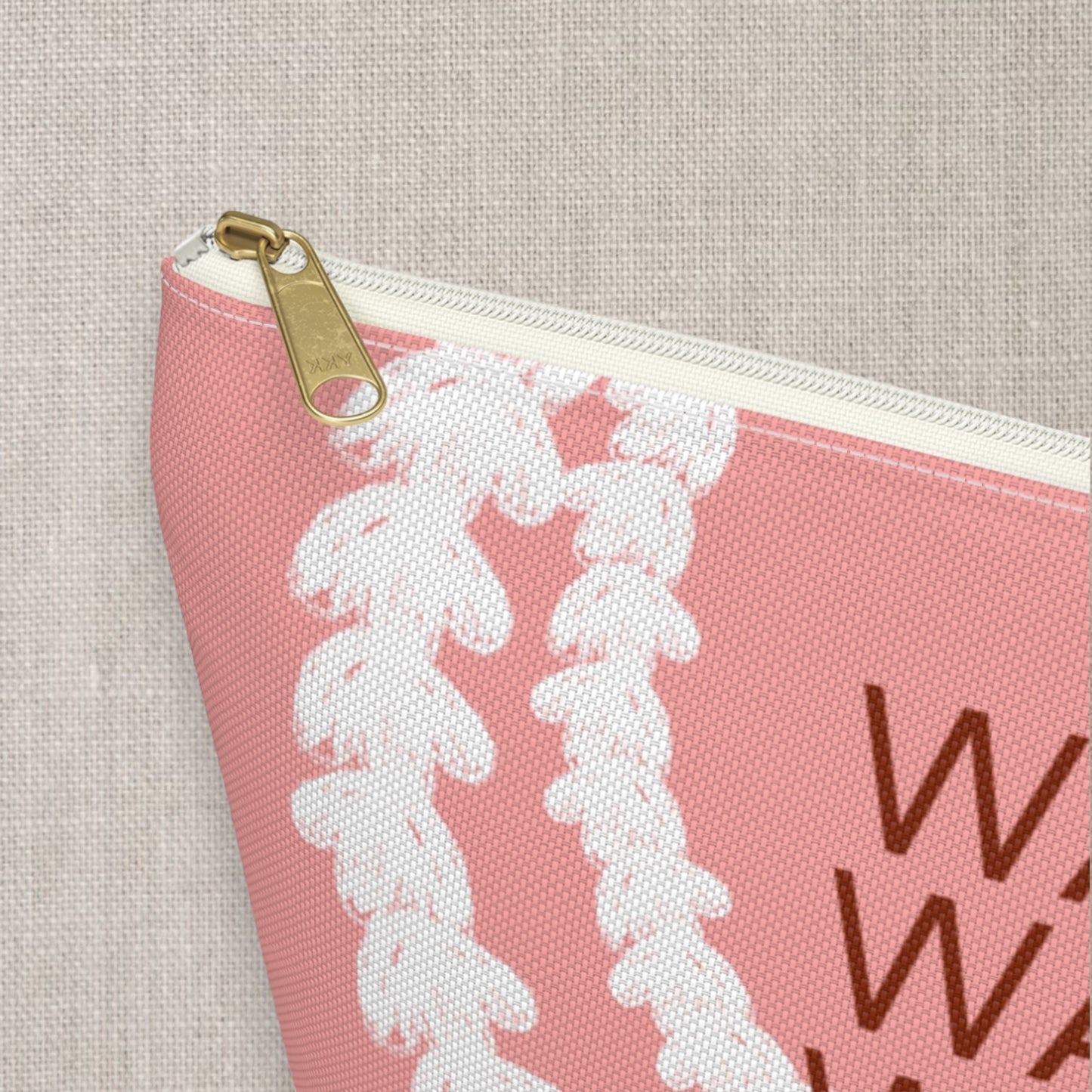 Wahine pouch